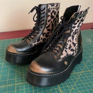 Leopard print Steve Maddens